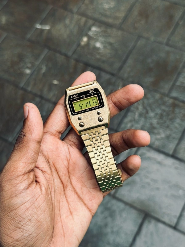 Casio Hot Vintage  - Gold