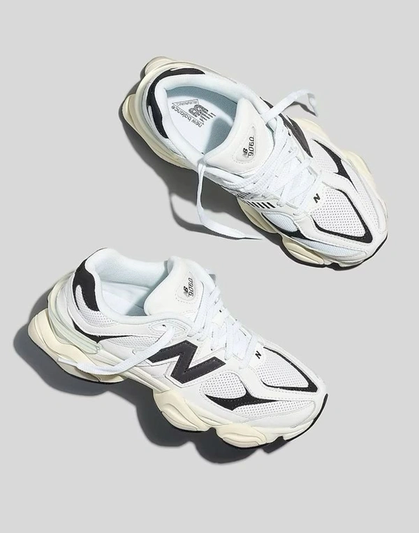 New Balance 9060 - Euro 42