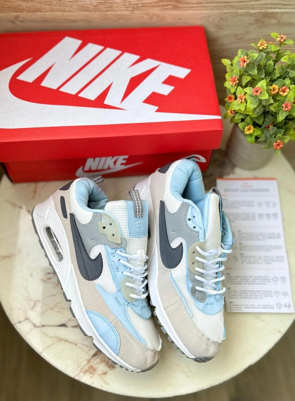 Nike Airmax 90 Futura  - 43