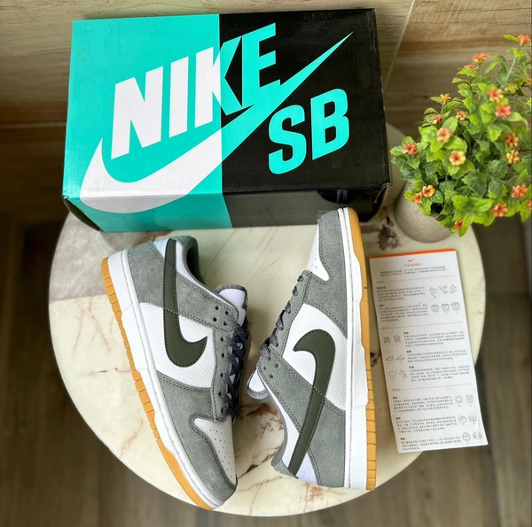 Nike Sb Smoke Grey Gum - 43
