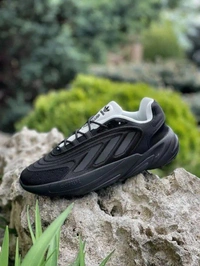 Adidas Original Ozelia - Euro 40