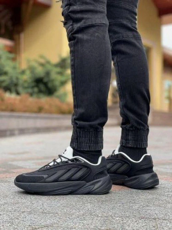 Adidas Original Ozelia - Euro 40