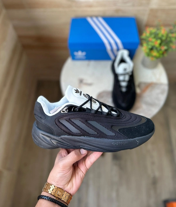 Adidas Original Ozelia - Euro 40