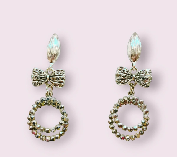 Alluring Earrings  - Black