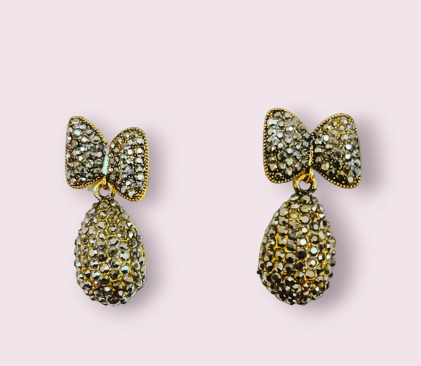 Dazzling Earrings  - Black