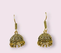 Simple And Elegant Earrings  - Gold