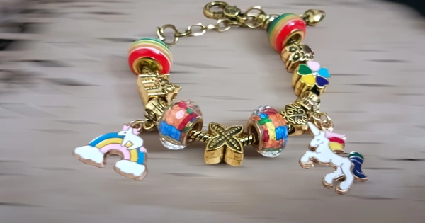 Charm Bracelets  - Gold, Medium