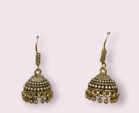 Simple And Elegant Earrings  - Gold