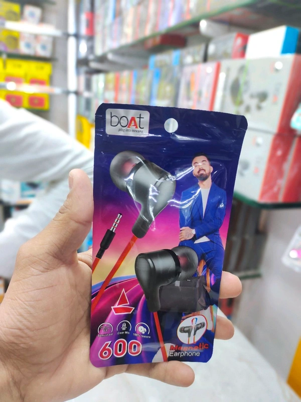 BOAT MEGNETIC EARPHONE  - 600💯💯💯💯