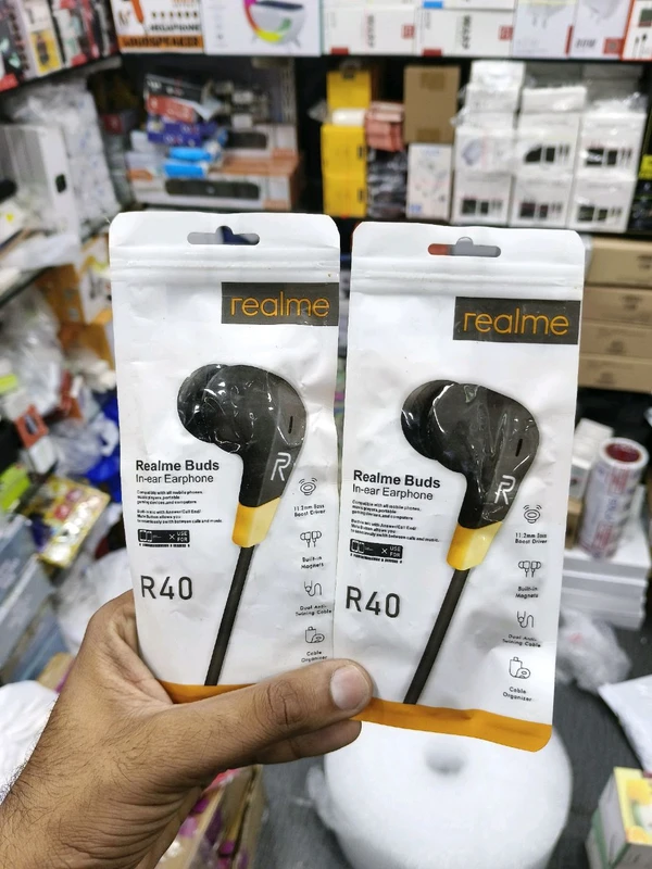 Realme R40 Earphone 