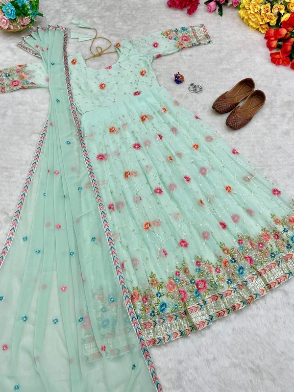 FWMBL ANARKALI SEQUINS THREAD EMBROIDEREDKURTI WITH DUPATTA - XL - FREE SIZE, Moss Green