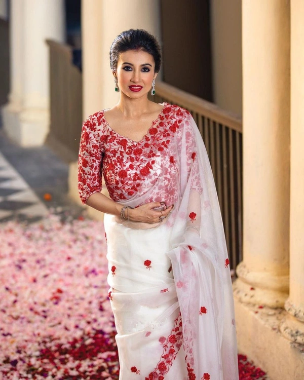 FWMF FLOWERY MULTI THREAD WORK PURE ORGENZA BORDER CUTWORK SAREE - White