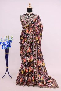 FWSNX DIGITAL fLOWERY PRINT AND THREAD EMBROIDDERY FAUX GEORGETTE SAREE WITH BLOUSE PIEE - Black