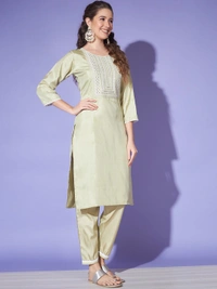 FWVT BEAUTIFUL KURTI SET WITH ZARI NECK EMBROIDERY - M-38, Heathered Gray