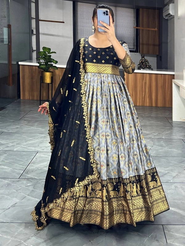 FWGI LATEST KALAMKARI SILK GOWN WITH FOIL WORK - 40, Black