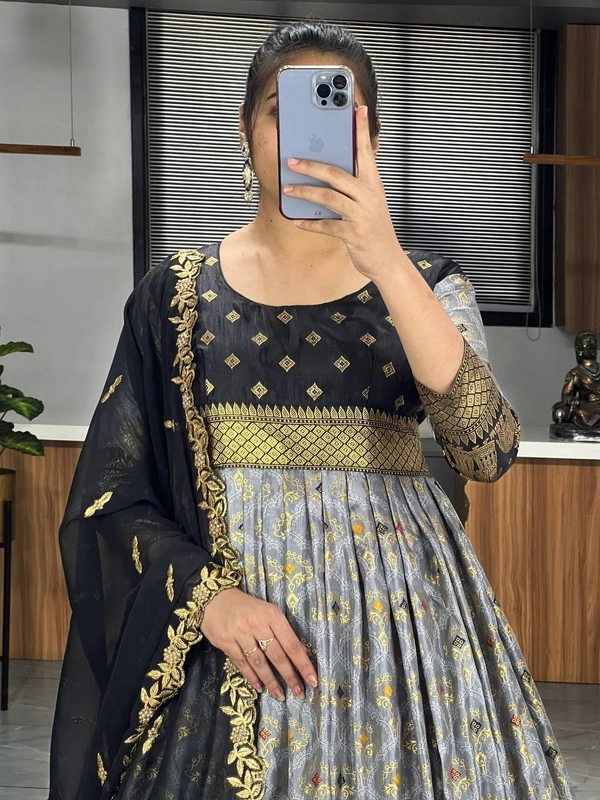 FWGI LATEST KALAMKARI SILK GOWN WITH FOIL WORK - 40, Black