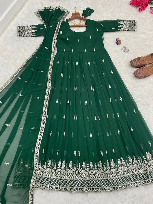 FWMBL SEQUINS THREAD EMBROIDERY ANARKALI LONG KURTI WITH DUPATTA - XL - 42, Green