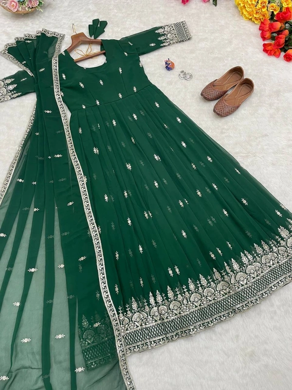 FWMBL SEQUINS THREAD EMBROIDERY ANARKALI LONG KURTI WITH DUPATTA - XL - 42, Green