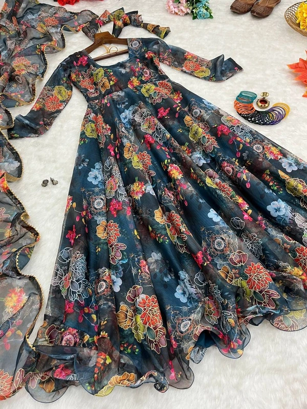 FWMBL PAREY WEAR LOOK ORGENZA TABBY SILK GOWN WITH DUPATTA - M-38, Black