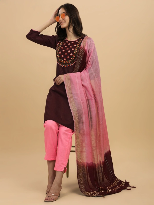 FWVT FANCY COTTON NECK EMBROIDERED KURTI SET - L-40, Crater Brown