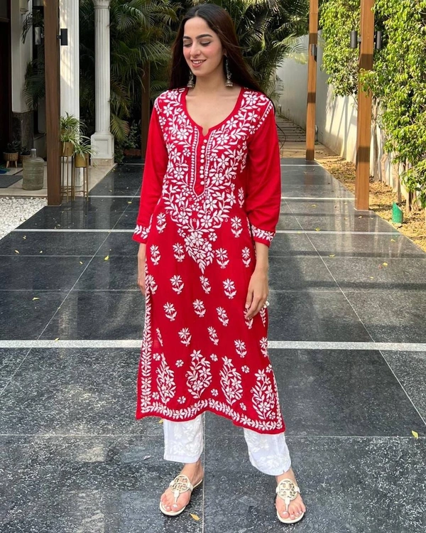FWBE CHIKANKARI EYON TOP WITH COTTON THREAD EMBROIDERED WORK AND WORK PLAZO - XL-42, Red