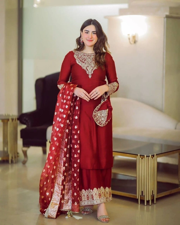 FWVF HEAVY GEORGETTE TOP WITH BEAUTIFUL FULLY EMBROIDERED &  HEAVY GEORGETTE PLAZZO - XXL-44, Milano Red