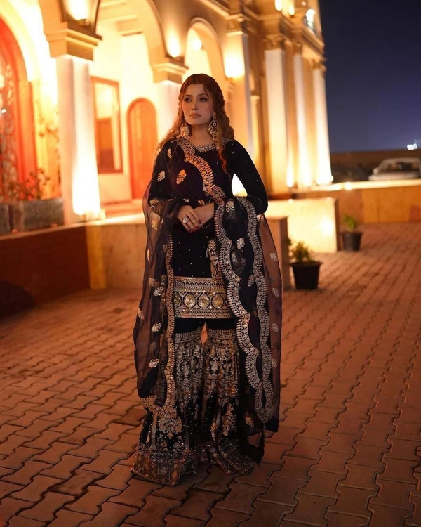 FWVF QUALITY GEORGETTE TOP WITH BEAUTIFUL FULLY EMBROIDERED GEORGETTE PLAZZO - XXL-44, Black