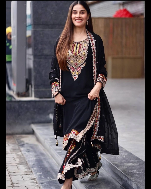 FWVF PREMIUM HEAVY GEORGETTE TOP WITH BEAUTIFUL EMBROIDERED &  HEAVY GEORGETTE PLAZZO - XXL-44, Black