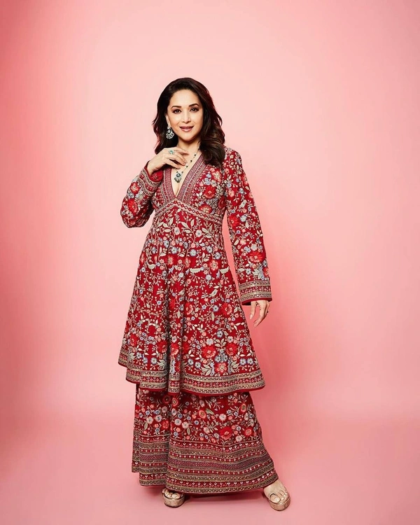 FWVF FLARED GEORGETTE TOP WITH BEAUTIFUL FULLY EMBROIDERED GEORGETTE PLAZZO  - XXL-44, Bright Red
