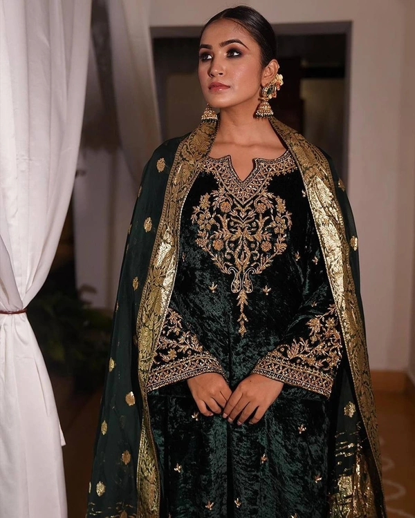 FWVF HEAVY VELVET TOP WITH BEAUTIFUL EMBROIDERED &  HEAVY VELVET PLAZZO - XXL-44, Deep Green