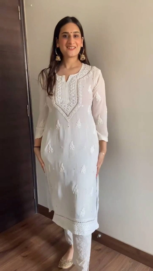 FWBE MASLIN TOP COTTON THREAD EMBROIDERED  AND WORK PLAZO WITH DUPATTA - M-38, White