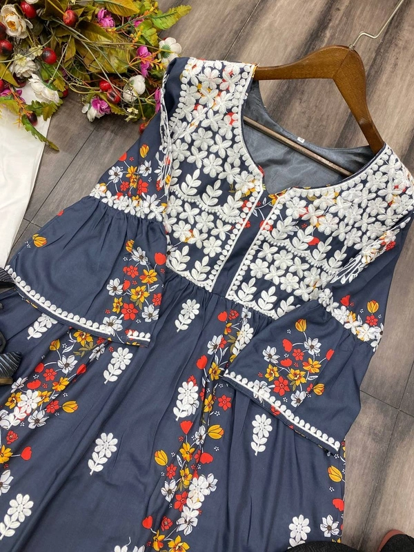 FWBE REYON TOP PRINTED WITH COTTON THREAD EMBROIDERED WORK AND WORK PLAZO - XL-42, Tealish Blue