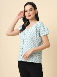 FWVL FANCY PRINTED CREP  SHORT TOP - M-38, Cyan Check