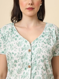 FWVL FANCY PRINTED CREP  SHORT TOP - M-38, Gulf Leaf