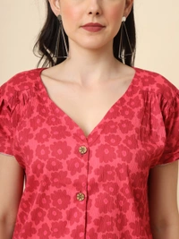 FWVL FANCY PRINTED CREP  SHORT TOP - M-38, Brink Pink