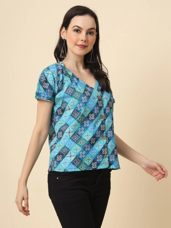 FWVL FANCY PRINTED CREP  SHORT TOP - M-38, Havelock Blue