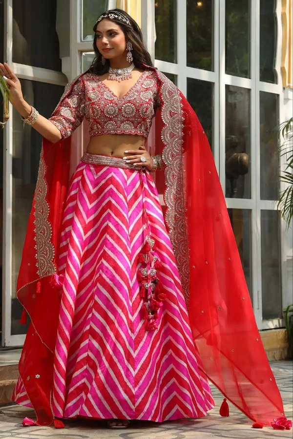 FWHB PRINTED LEHENGA WITH HEAVY EMBROIDERED BLOUSE AND ORGANZA DUPATTA - XL, Red