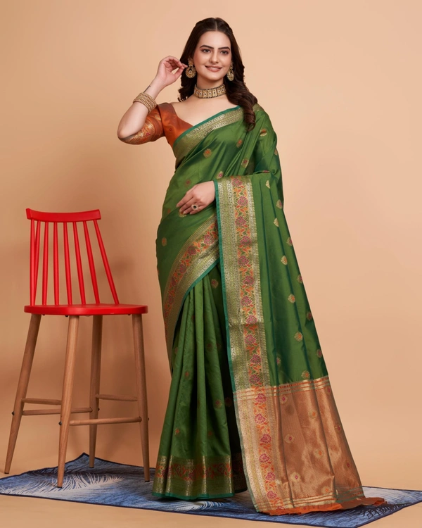FWVLS BANARASI JAQUARD SILK SAREE WITH RICH RICH CONTRAST PALLU - Green