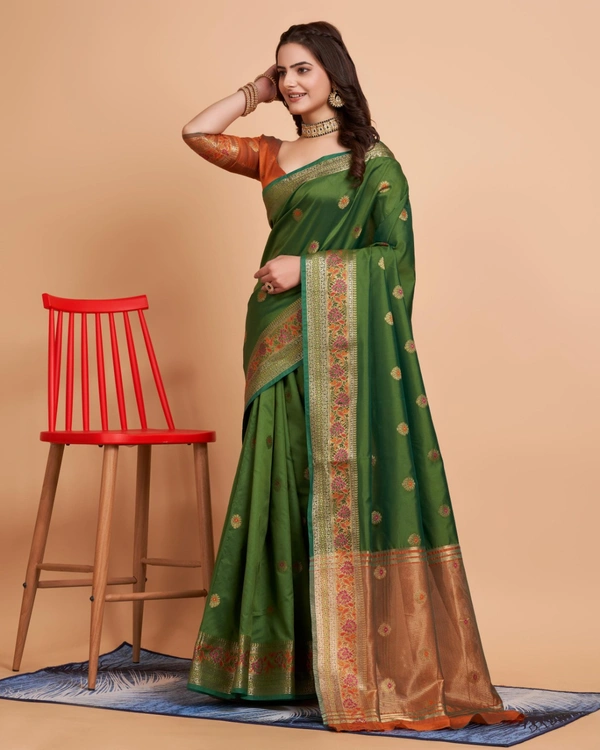 FWVLS BANARASI JAQUARD SILK SAREE WITH RICH RICH CONTRAST PALLU - Green