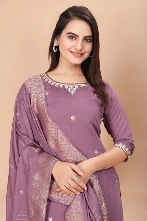 GC STRAIGHT EMBROIDERED VISKOS KURTI SET - XL-42, ROSY BROWN