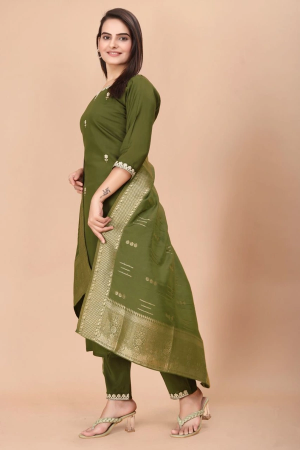 GC STRAIGHT EMBROIDERED VISKOS KURTI SET - M-38, GREEN