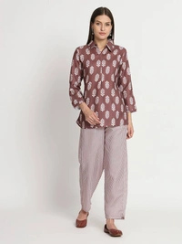 FWVT TRENDING PRINTED COLLAR KURTI WITH PANT - M-38, Purple Brown