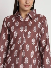 FWVT TRENDING PRINTED COLLAR KURTI WITH PANT - M-38, Purple Brown
