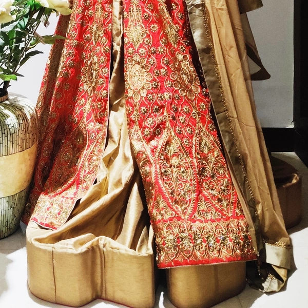 Lehnga With Dupatta - Red and Golden , M (40) 