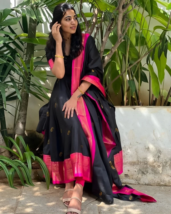 Black Paithani Silk - L