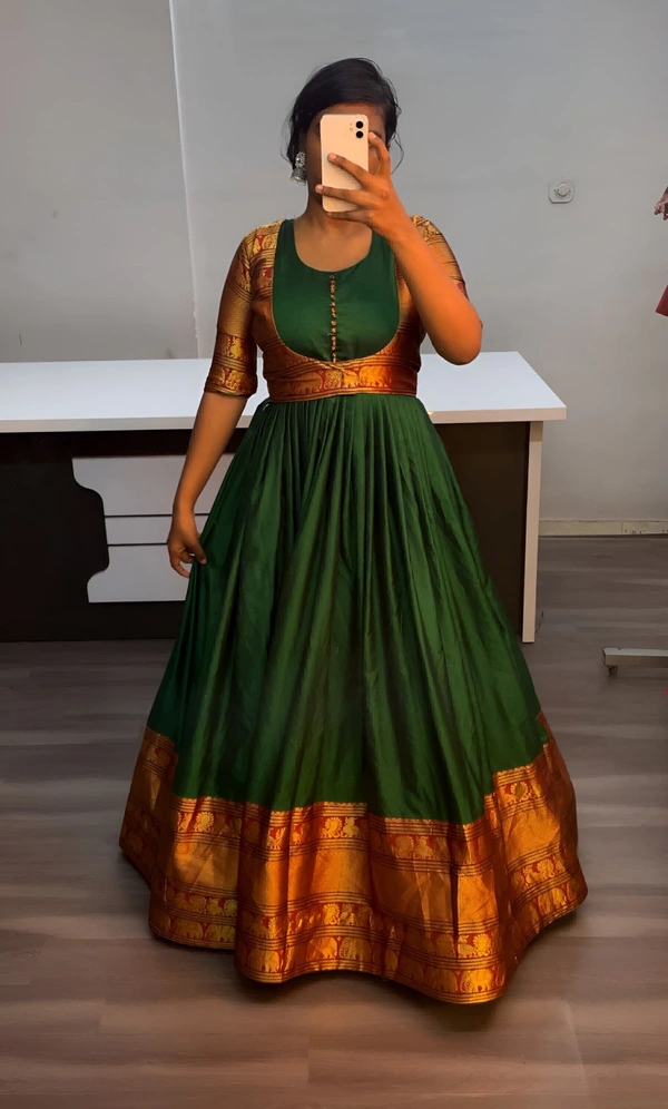 Gown With Coat - XL, Rama