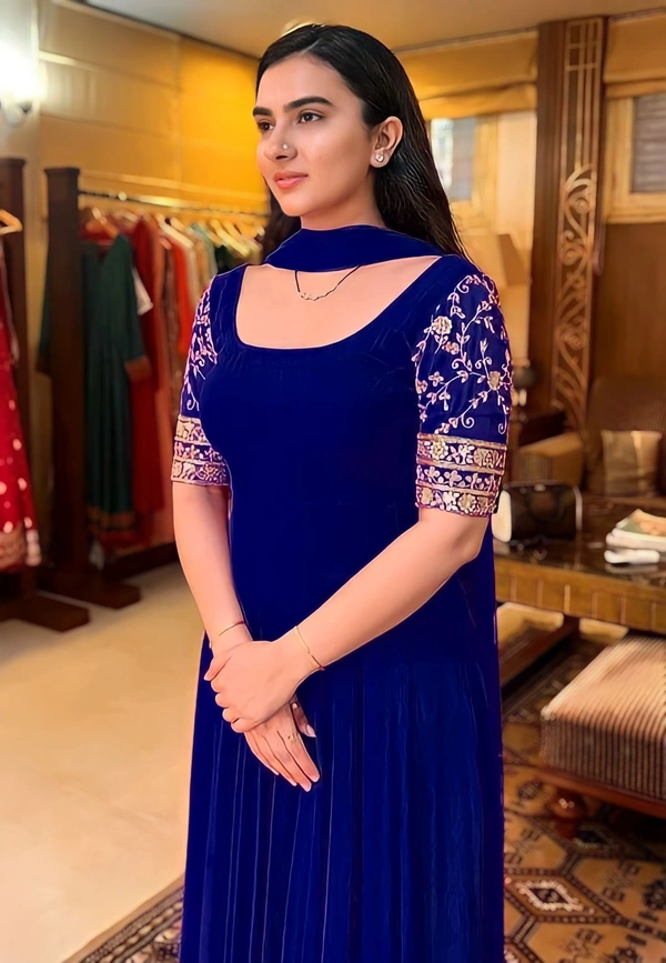 Embroidery Fancy Gown - 3XL, Pink