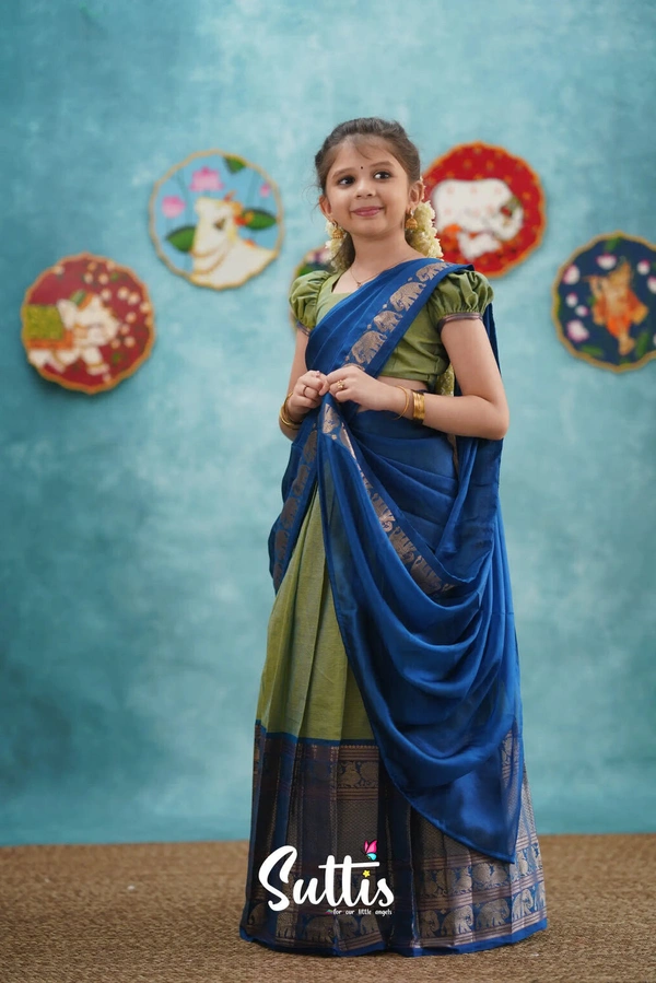 South Indian Half Saree For Kids - 7-8 Years