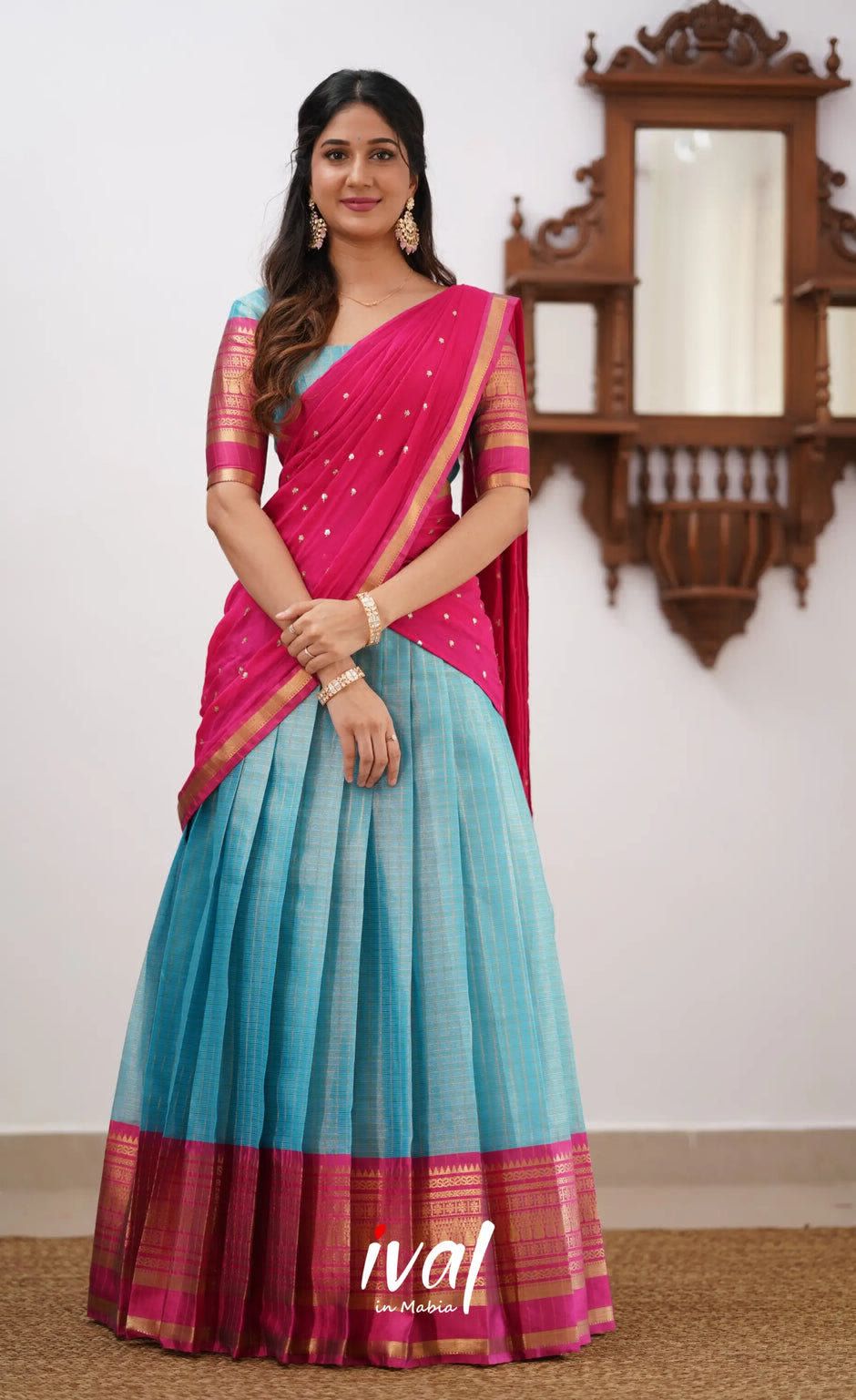 Images of south indian saree best sale