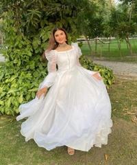 White Elegance - L